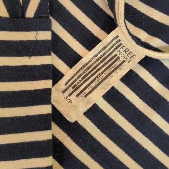 Free People bat sleeve dress - Picture 2 of 3